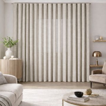 tenda a metro in organza stropicciata con base piombata 6 colori altezza 3 metri 36 WhatsApp Image 2026 02 05 at 17.09.00