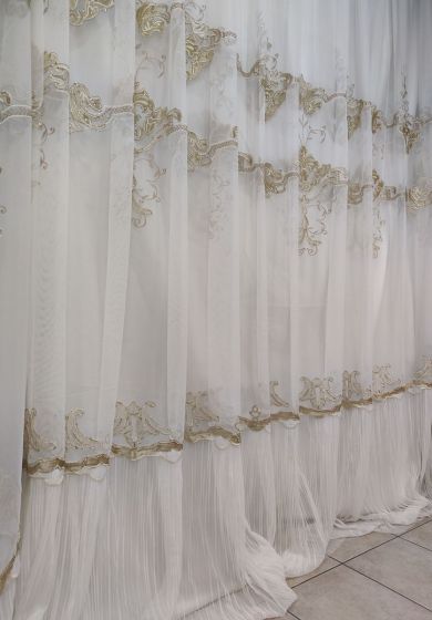 Tenda a Metro in Tulle con Base Orlata Altezza 3,7Metri