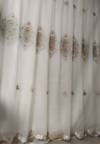 tenda a metro in devorè con base piombata altezza 3 metri grigia 3 Tenda a Metro in Misto Tulle con Base Orlata e Vellutata con Medaglione Altezza 3 Metri Panna