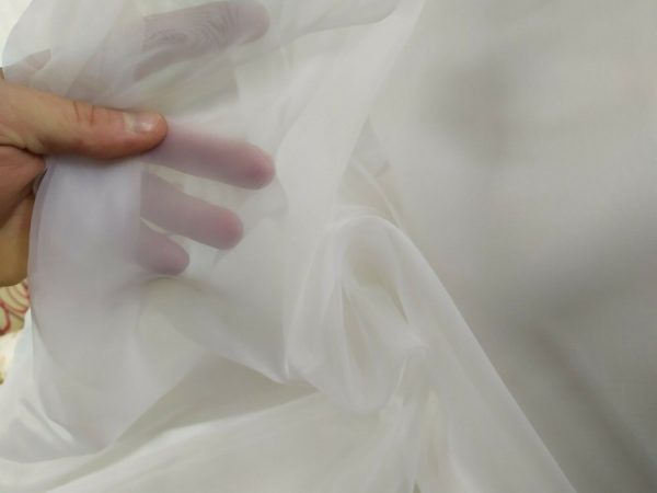 Tenda a Metro in Organza con Base Piombata Altezza 3 Metri Bianco - immagine 5