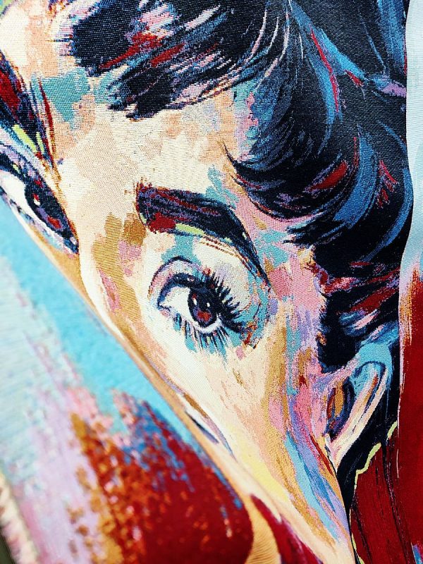 Arazzo da Parete 70 x 125 cm (Audrey Hepburn) - immagine 3