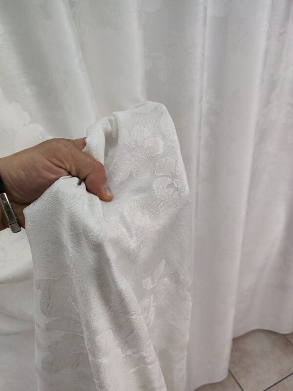Tenda a Metro in Bouclè Effetto Lino Fiore Bianco - immagine 2