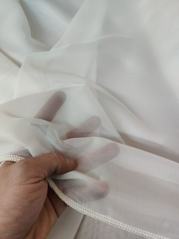 Tenda a Metro in Organza con Base Piombata Altezza 3 Metri Panna