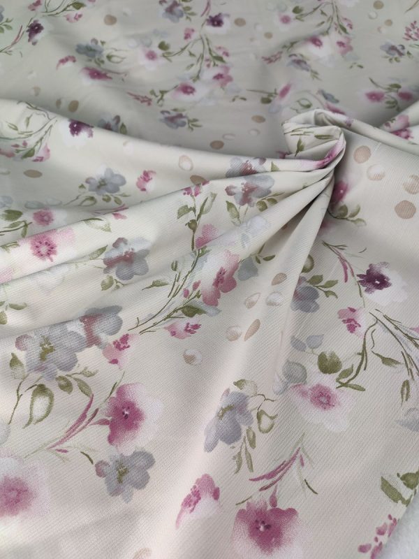 MaxiTelo Copridivano/Copripoltrona: Eleganza e Protezione per il tuo Arredamento - Alta Qualità, Resistente e Lavabile - Made in Italy - immagine 4