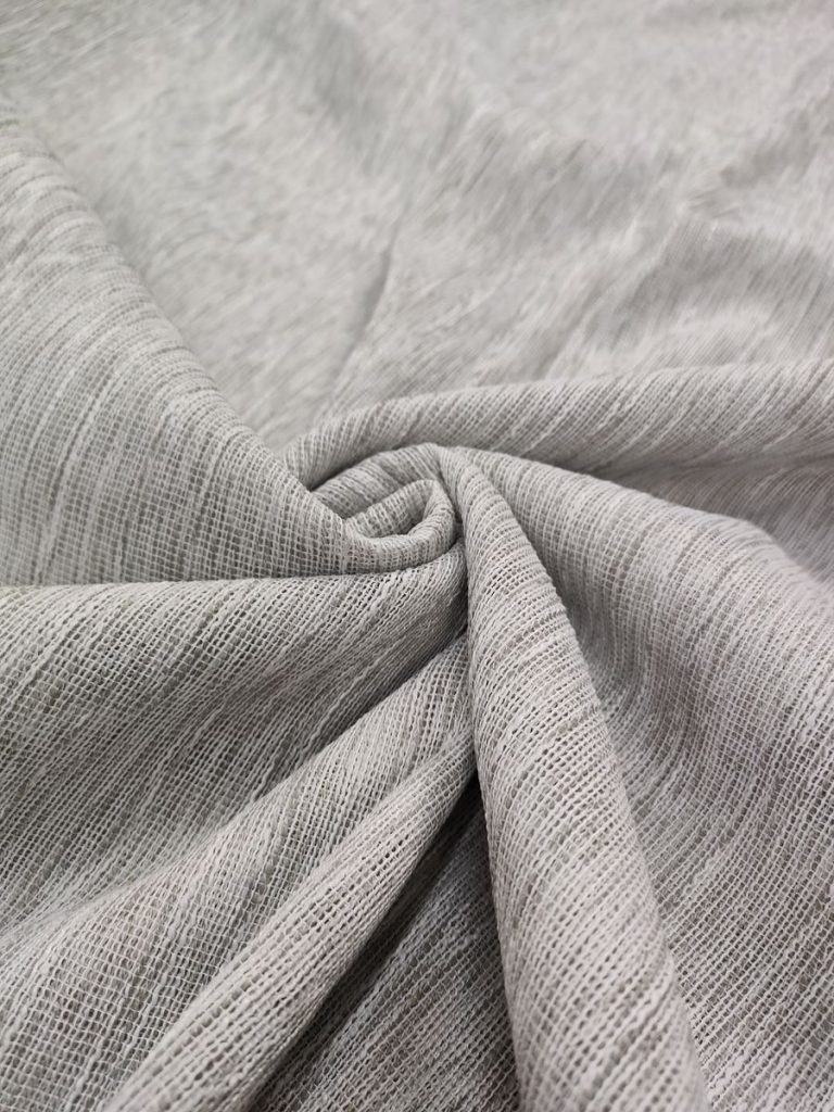 tenda a metro in bouclè unito h320 cm col. grigio 10 IMG20250709110810 risultato