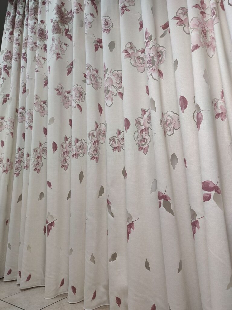 tenda a metro in devorè altezza 3 metri rosa 5 IMG20250927104722 risultato