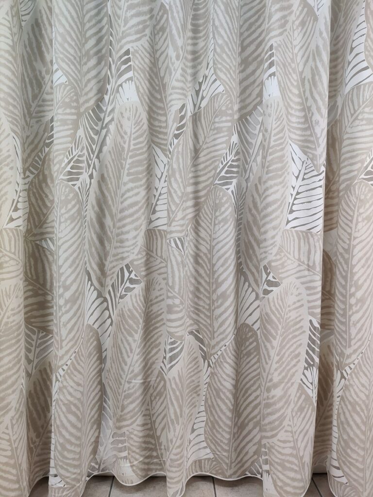 tenda a metro in devorè altezza 3 metri beige 12 IMG20250927121638 risultato