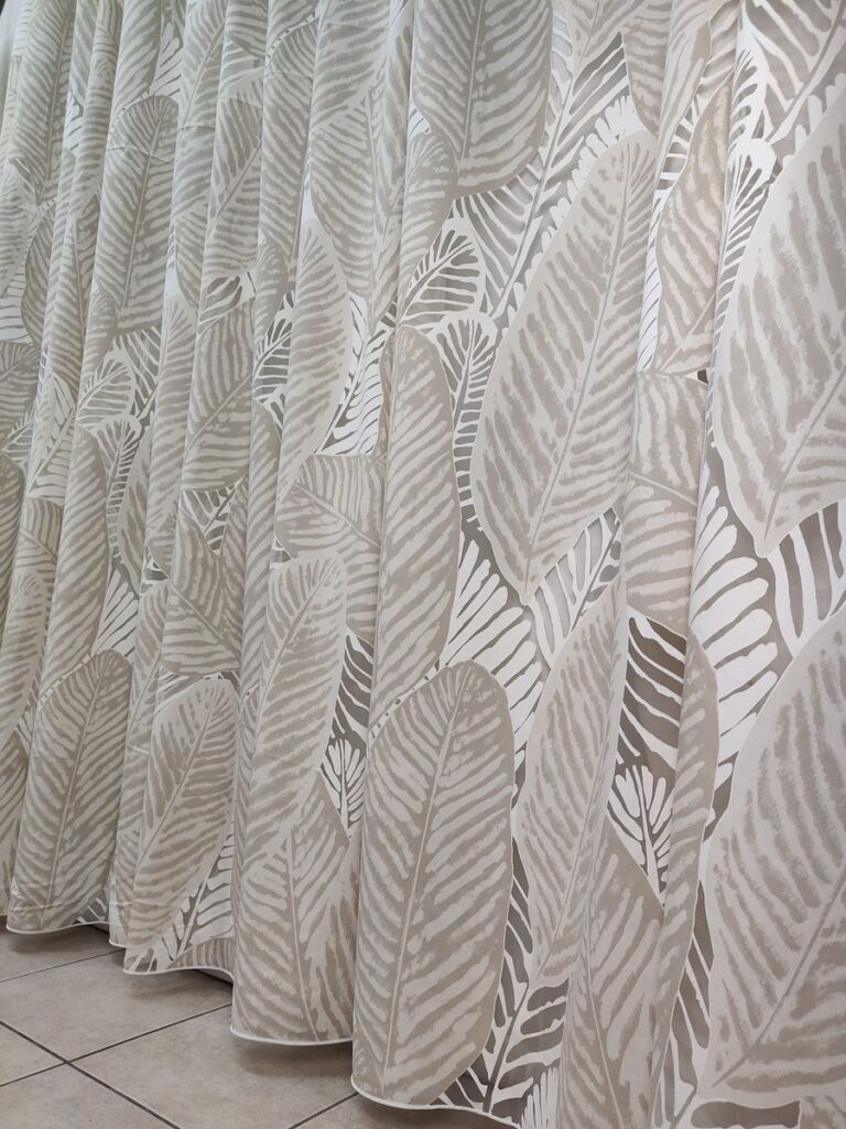 tenda a metro in devorè altezza 3 metri beige 10 IMG20250927121711 risultato