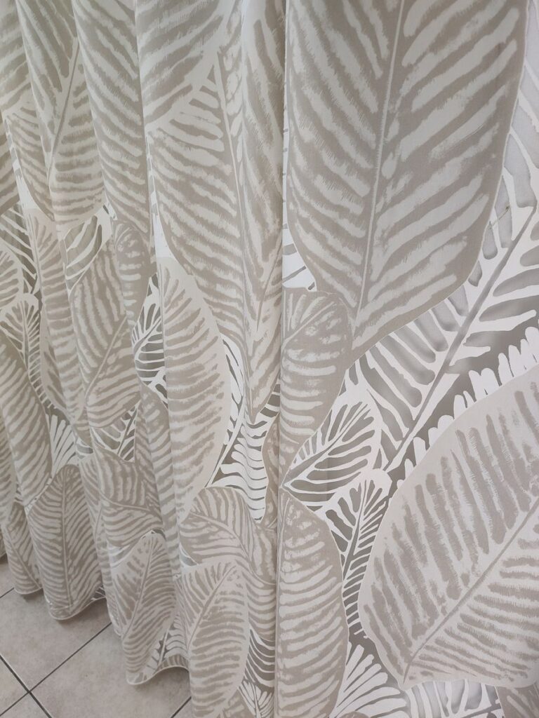 tenda a metro in devorè altezza 3 metri beige 7 IMG20250927121719 risultato