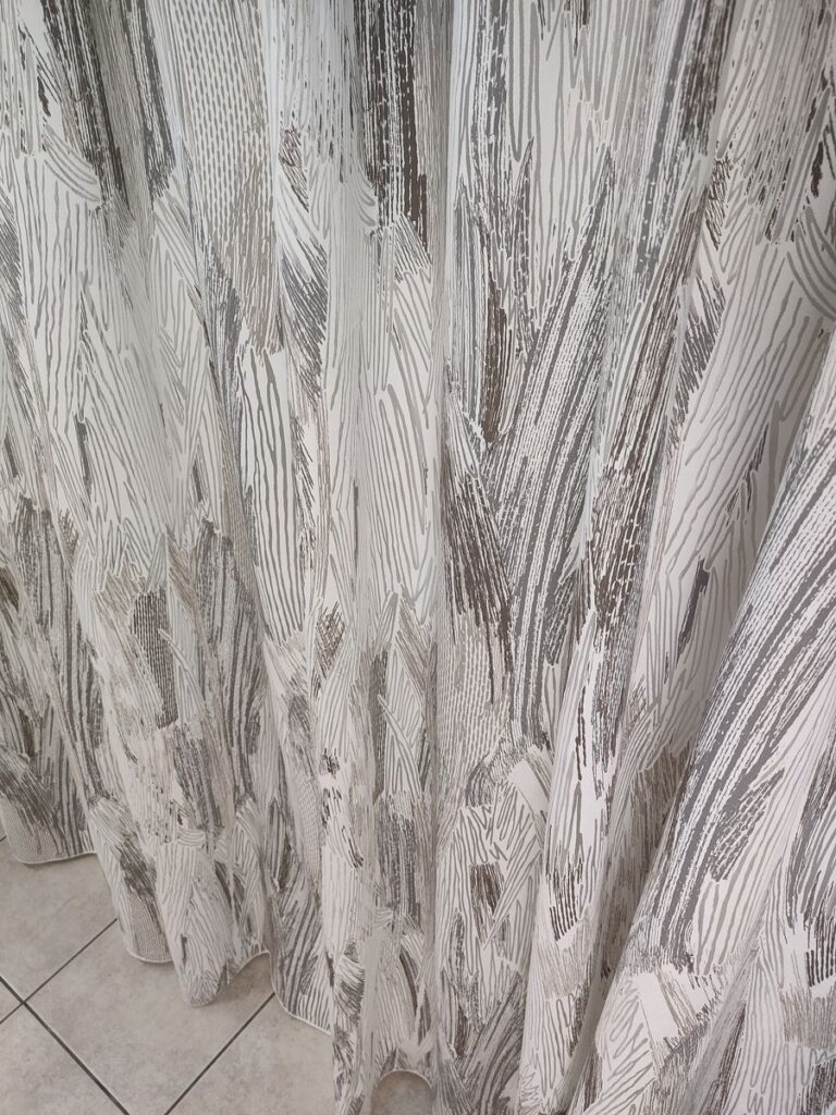 tenda a metro in devorè altezza 3 metri grigio 6 IMG20250927123418 risultato