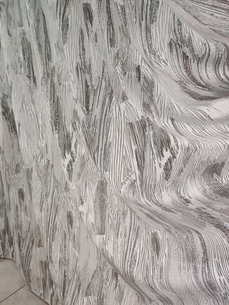 tenda a metro in devorè altezza 3 metri grigio 2 IMG20250927123446 risultato