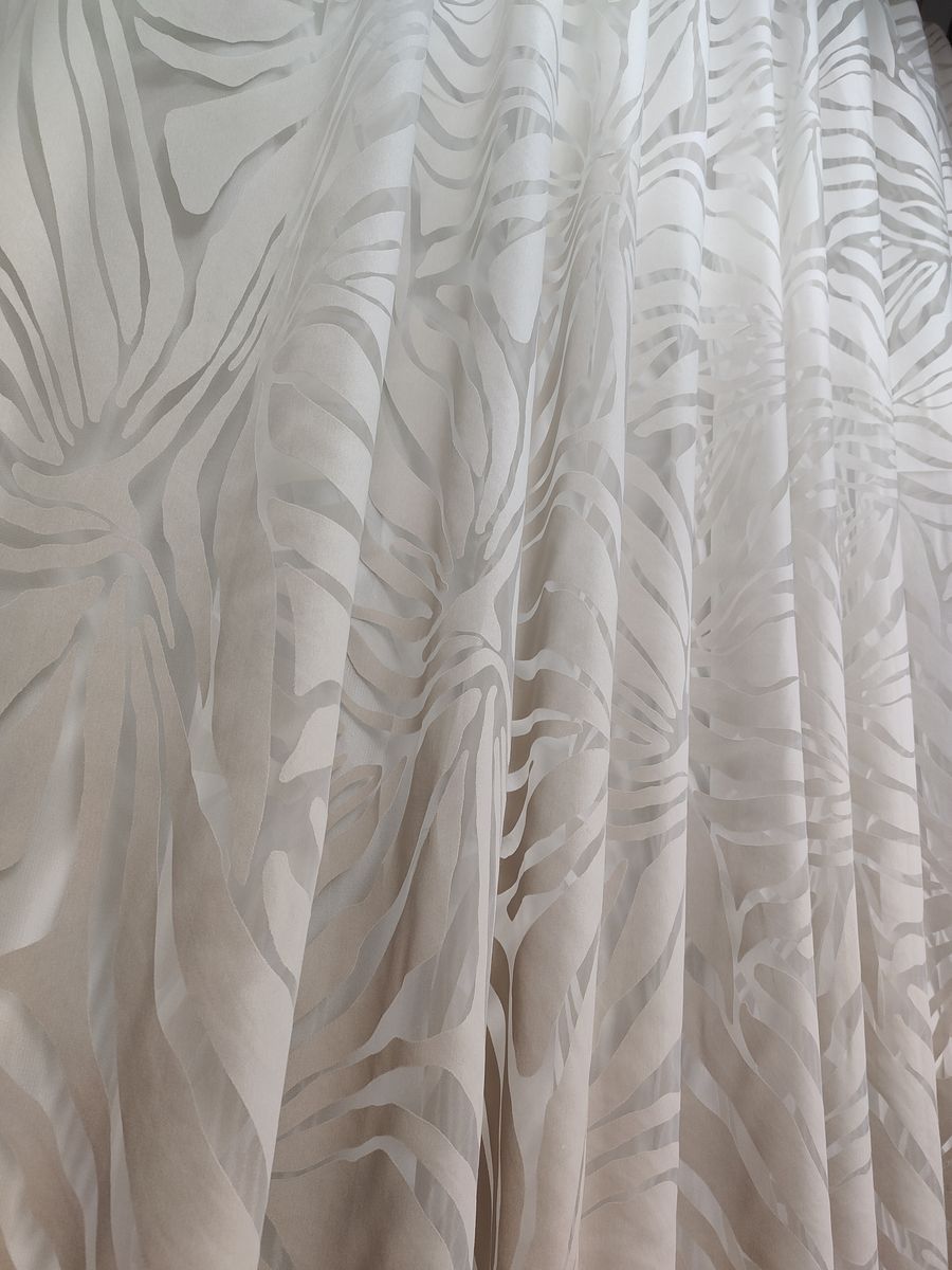 tenda a metro in devorè altezza 3 metri tortora 10 Tenda a Metro in Devorè Altezza 3 Metri Tortora - immagine 10