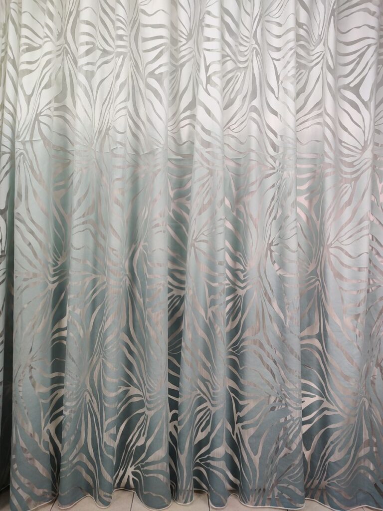 tenda a metro in devorè altezza 3 metri ottanio 11 IMG20251016123601 risultato