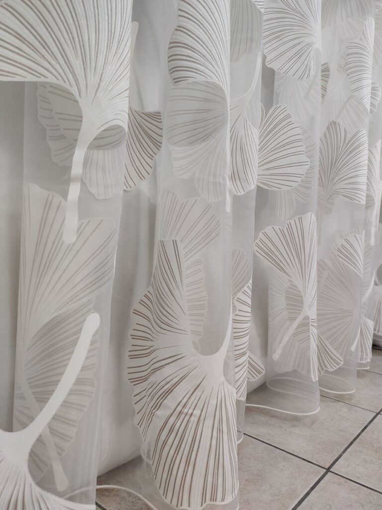 tenda a metro in devorè altezza 3 metri tortora 16 IMG20251016130622 risultato