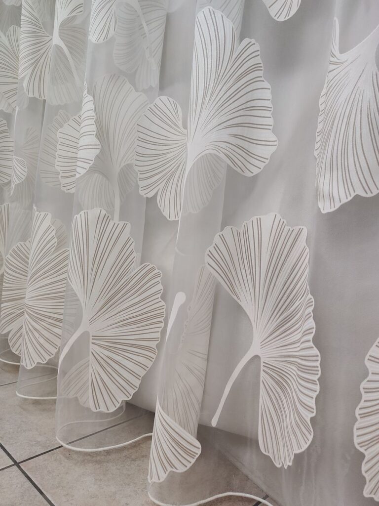 tenda a metro in devorè altezza 3 metri tortora 9 IMG20251016130642 risultato