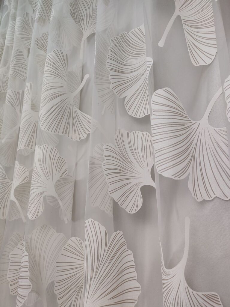 tenda a metro in devorè altezza 3 metri tortora 7 IMG20251016130645 risultato