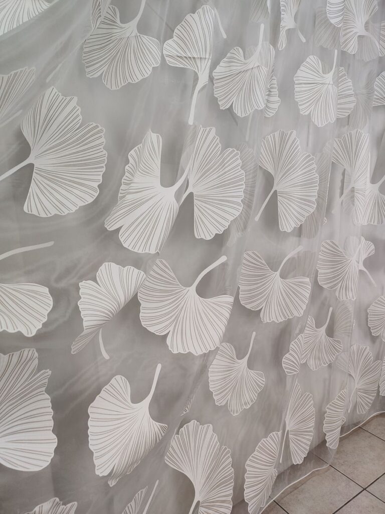 tenda a metro in devorè altezza 3 metri tortora 3 IMG20251016130714 risultato