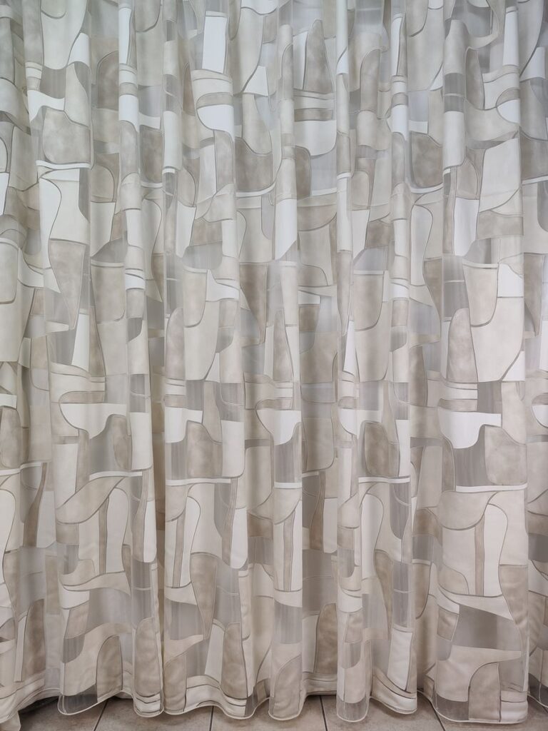 tenda a metro in devorè altezza 3 metri beige 18 IMG20251016135459 risultato