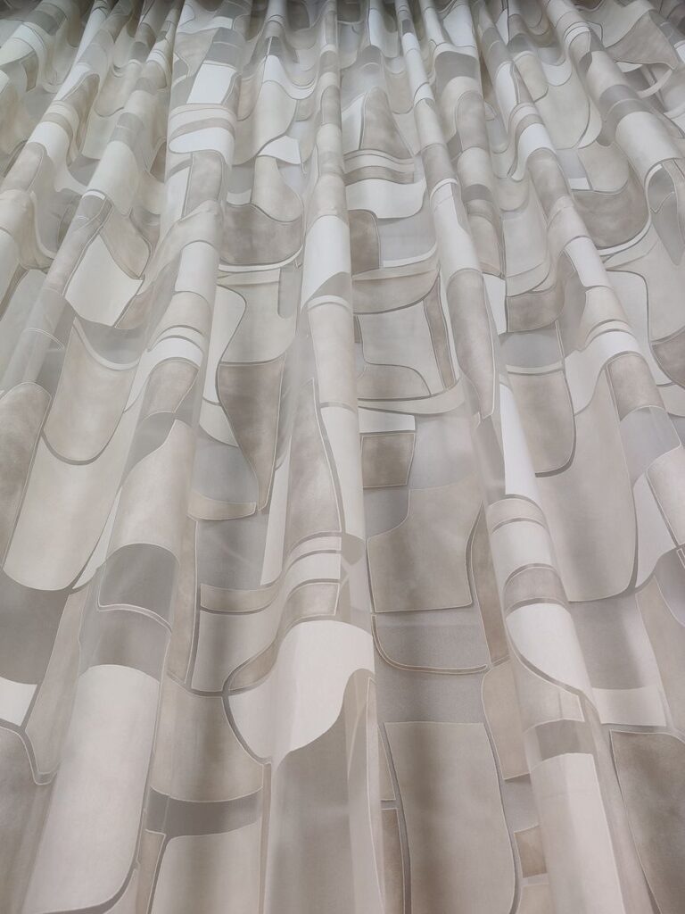 tenda a metro in devorè altezza 3 metri beige 16 IMG20251016135507 risultato