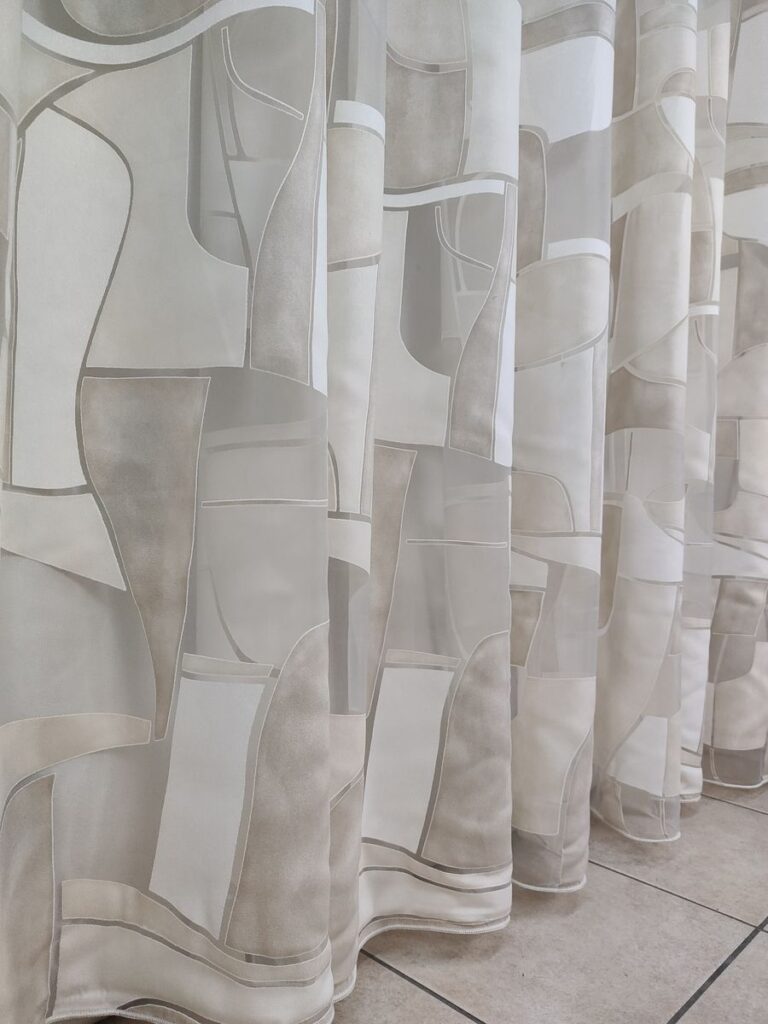 tenda a metro in devorè altezza 3 metri beige 14 IMG20251016135525 risultato