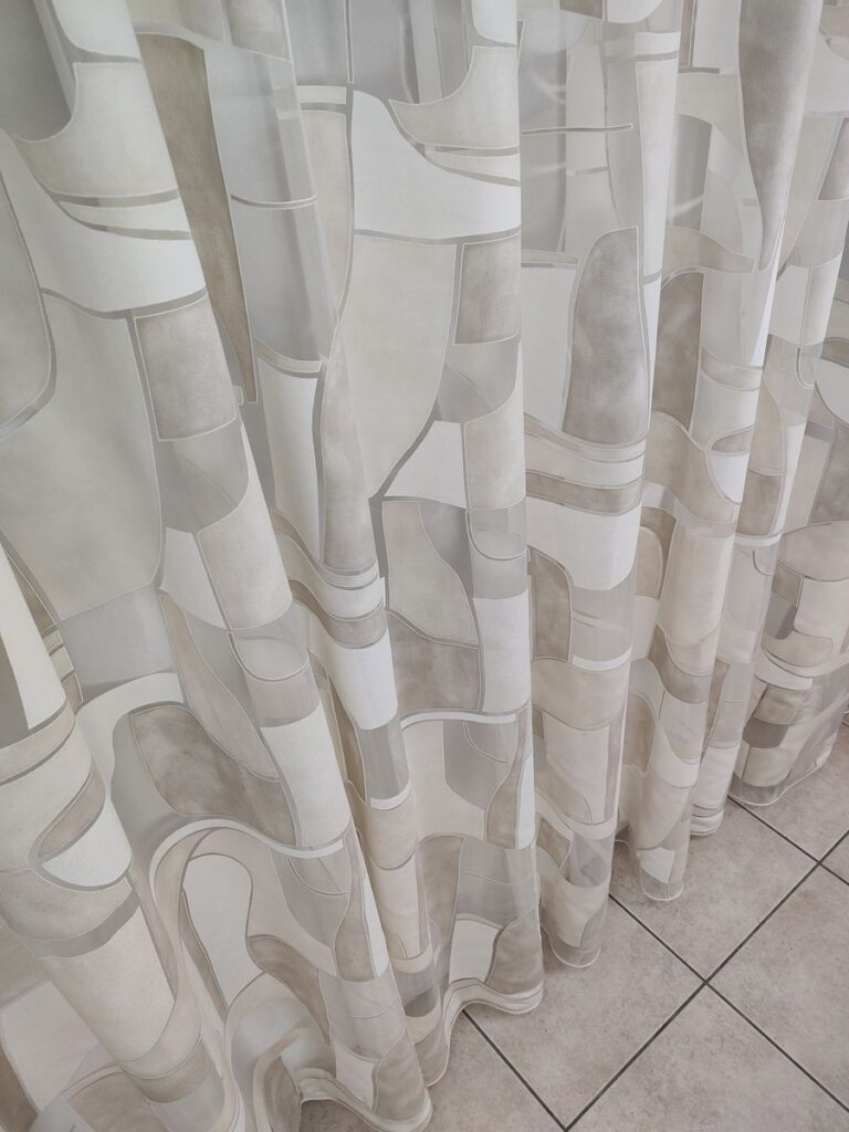 tenda a metro in devorè altezza 3 metri beige 12 IMG20251016135531 risultato