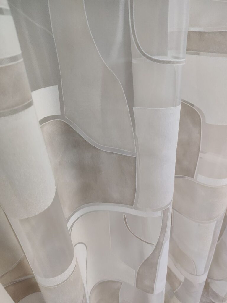 tenda a metro in devorè altezza 3 metri beige 11 IMG20251016135534 risultato