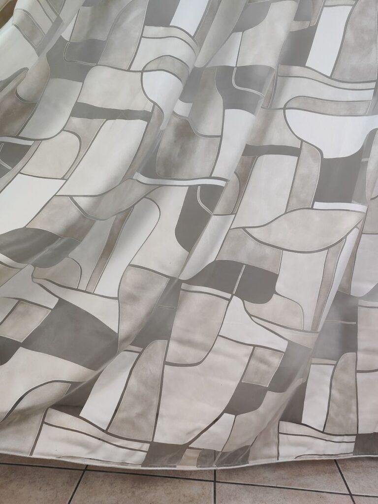 tenda a metro in devorè altezza 3 metri beige 1 IMG20251016135603 risultato