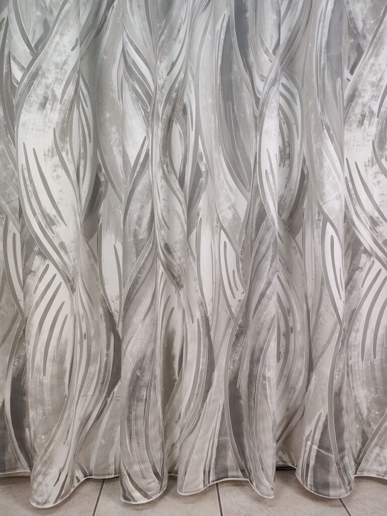 tenda a metro in devorè altezza 3 metri grigio 1 IMG20251016140707 risultato