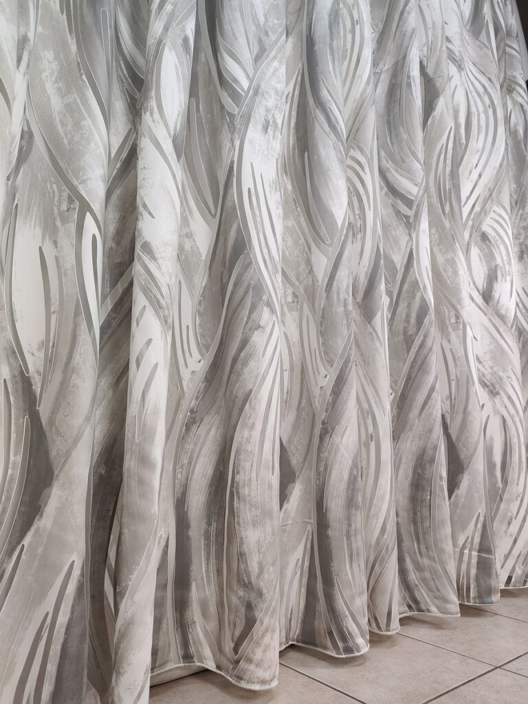 tenda a metro in devorè altezza 3 metri grigio 15 IMG20251016140722 risultato