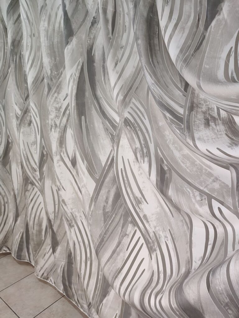 tenda a metro in devorè altezza 3 metri grigio 3 IMG20251016140818 risultato