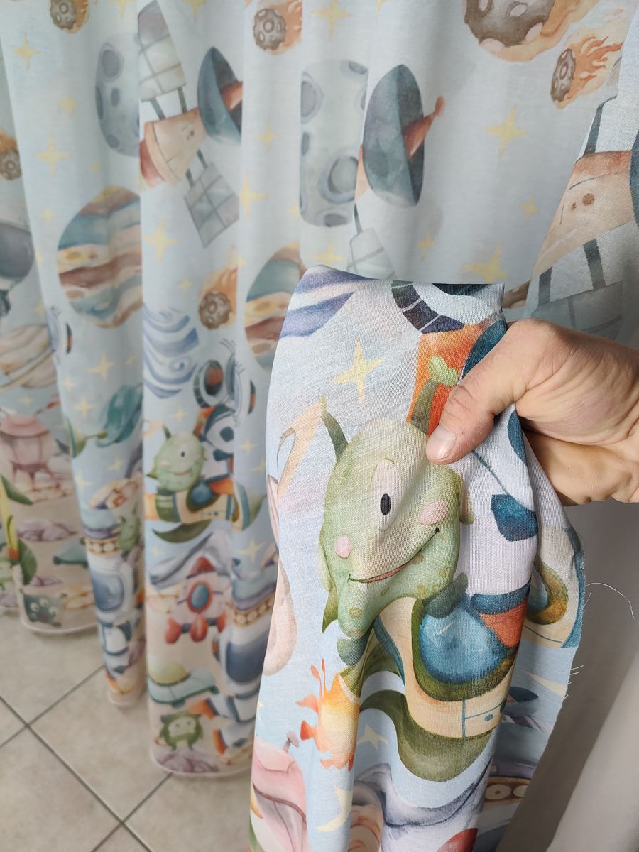 tenda a metro in bouclè effetto lino astronauti 3 Tenda a Metro in Bouclè Effetto Lino Astronauti - immagine 3