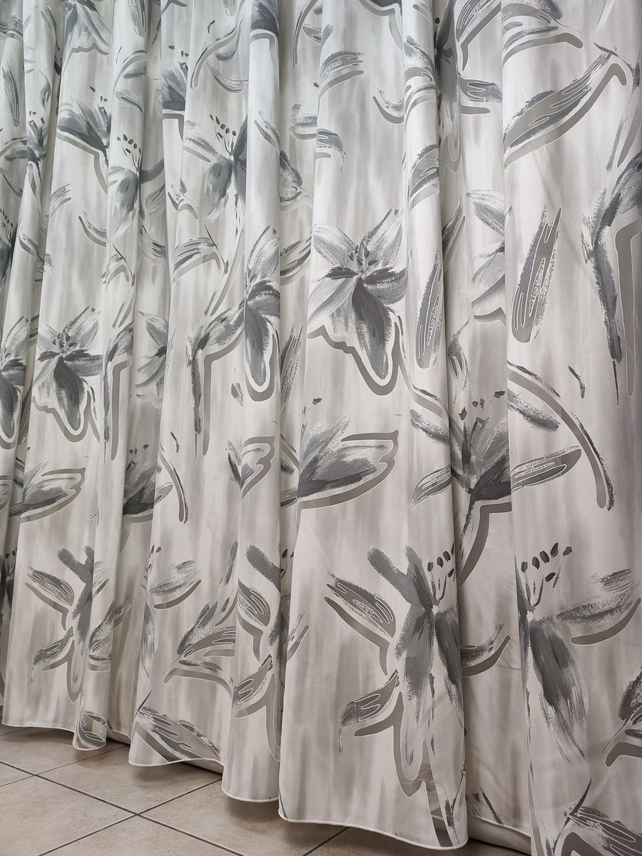 tenda a metro in devorè altezza 3 metri grigio 10 Tenda a Metro in Devorè Altezza 3 Metri Grigio - immagine 10