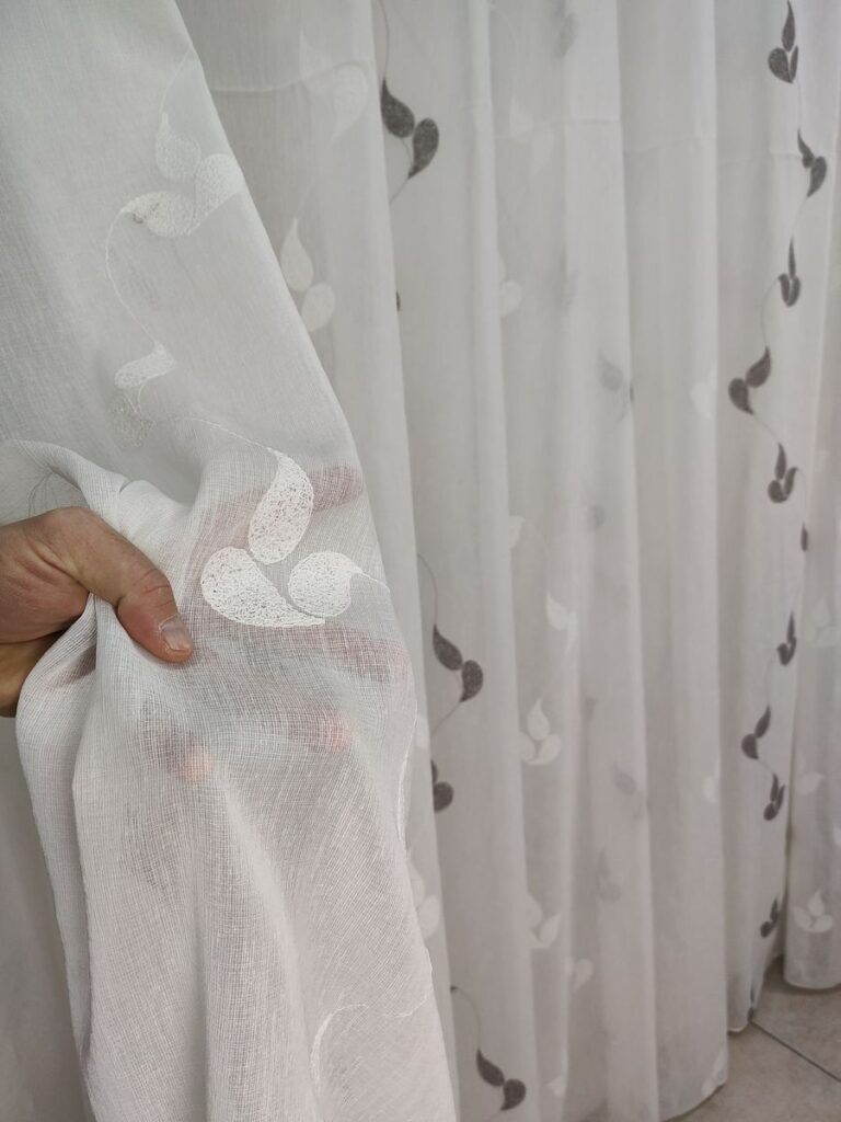 tenda a metro effetto lino grigio 4 IMG20251122104239 risultato