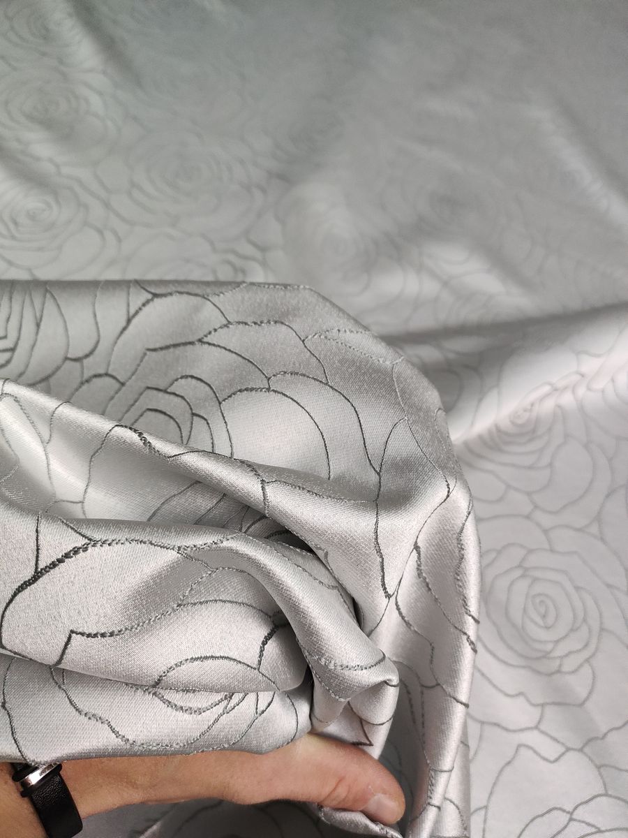 tappezzeria a metro grigio 4 Tappezzeria a Metro Grigio - immagine 4