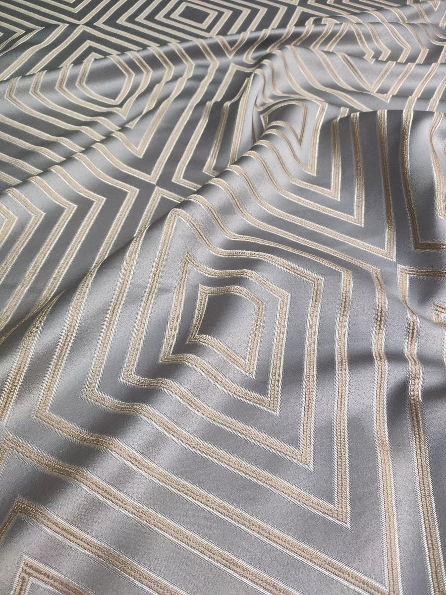 tappezzeria a metro grigio 7 Tappezzeria a Metro Grigio - immagine 7