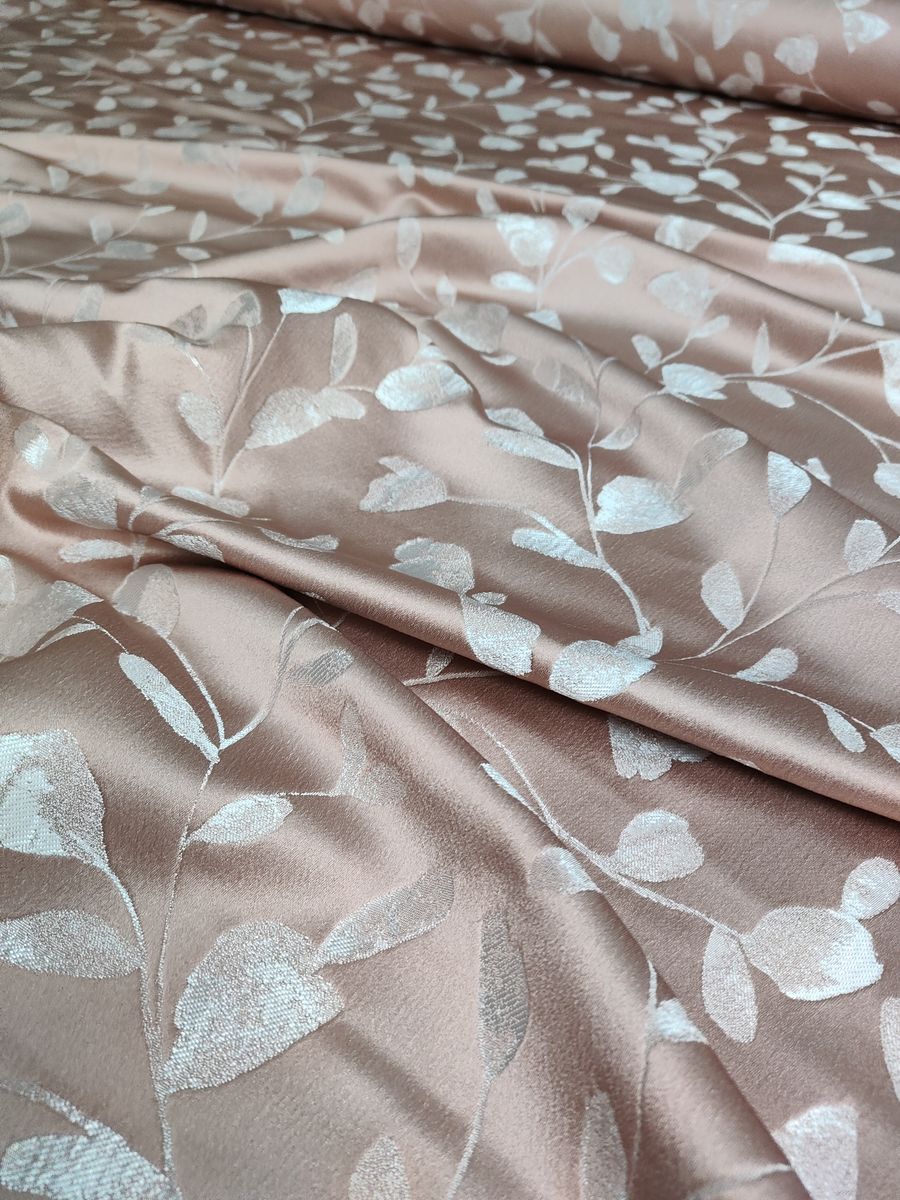 tappezzeria a metro rosa 9 Tappezzeria a Metro Rosa - immagine 9