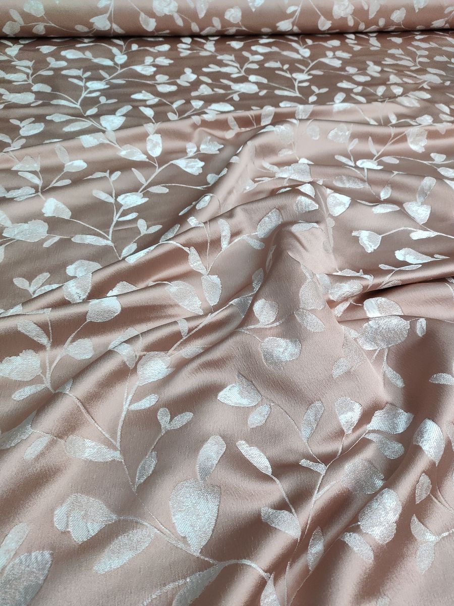 tappezzeria a metro rosa 1 Tappezzeria a Metro Rosa