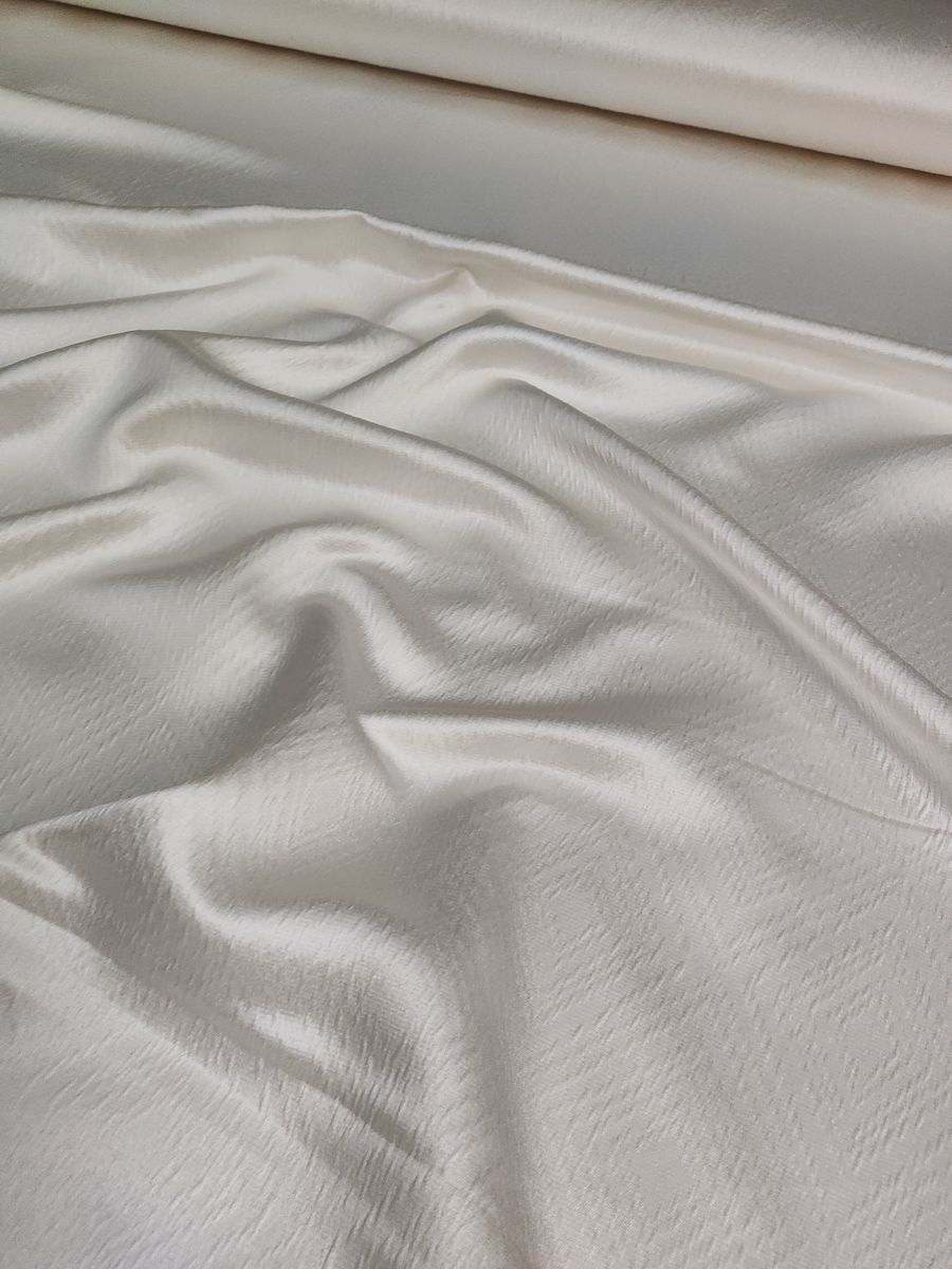 tappezzeria a metro beige 1 Tappezzeria a Metro Beige