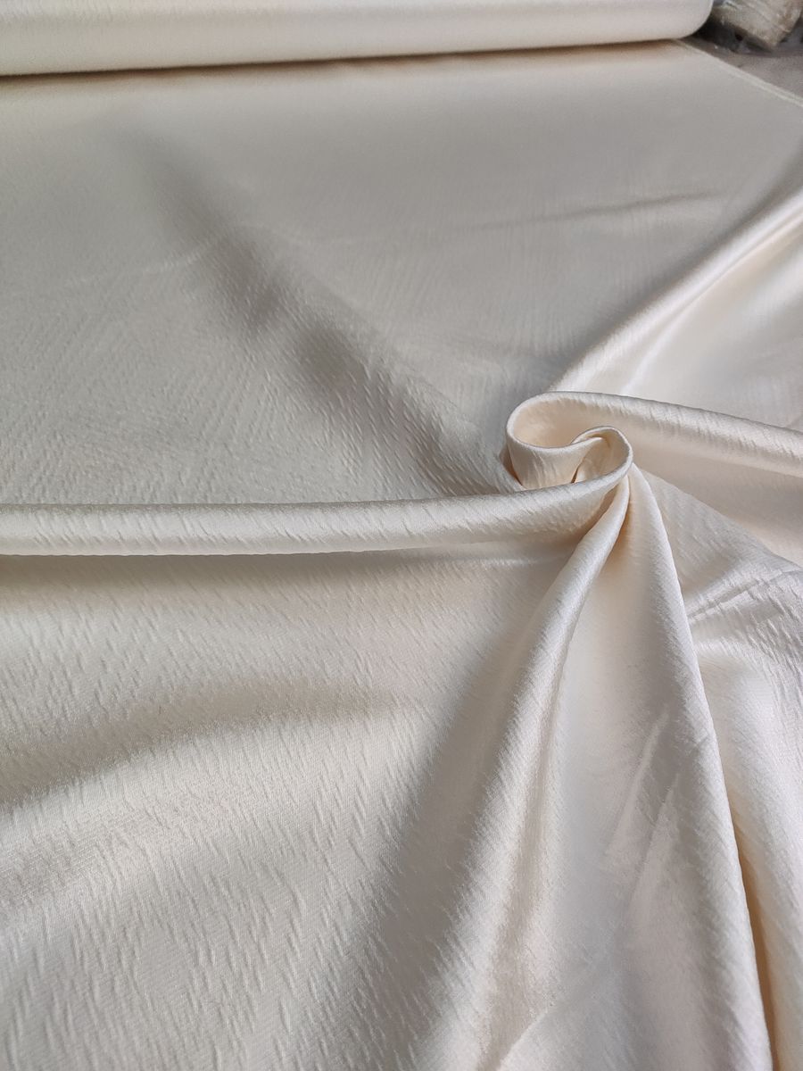 tappezzeria a metro beige 4 Tappezzeria a Metro Beige - immagine 4