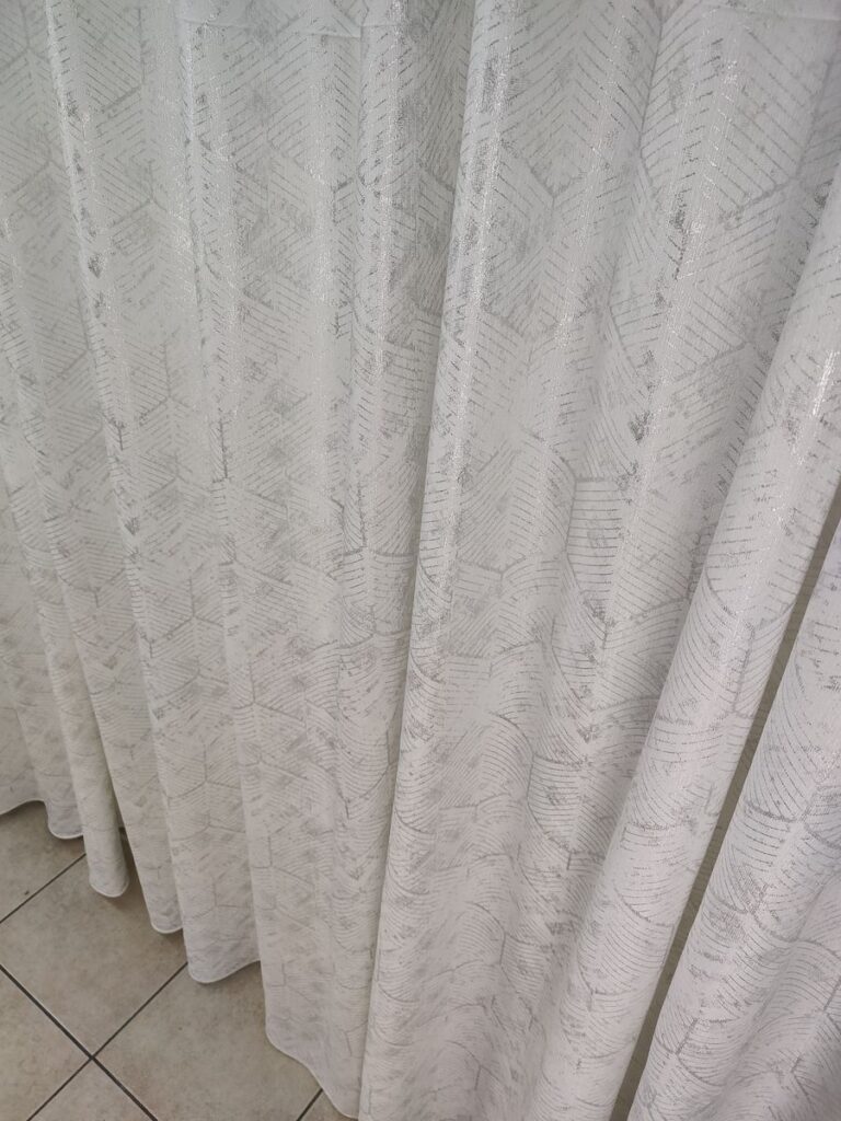 tenda emily argento 7 IMG20260130100227 risultato