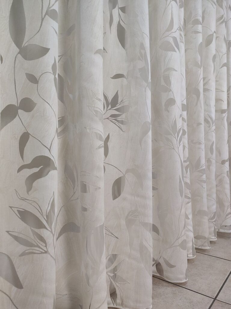 tenda a metro in devorè chanel beige 14 IMG20260415130328 risultato