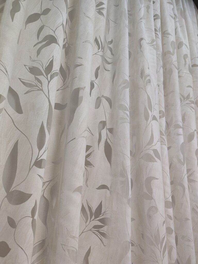 tenda a metro in devorè chanel beige 13 IMG20260415130330 risultato