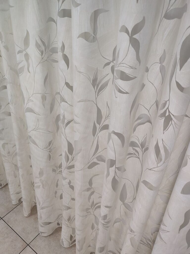 tenda a metro in devorè chanel beige 7 IMG20260415130352 risultato