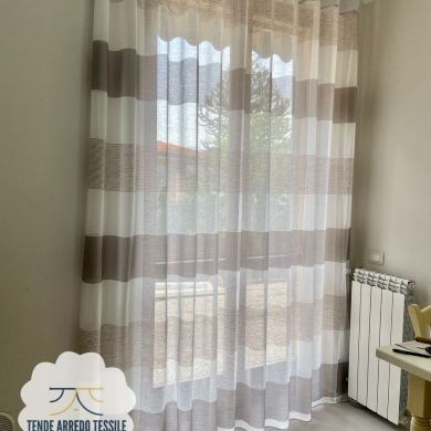 Tenda a Metro in Bouclè Effetto Lino Tortora