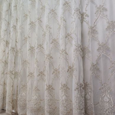 Tenda a Metro in Tulle con Base Orlata Altezza 3 Metri