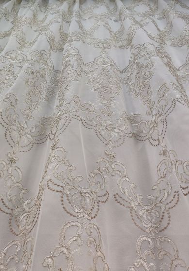 Tenda a Metro in Tulle con Base Orlata Altezza 3 Metri