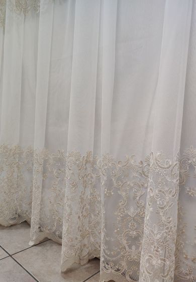 Tenda a Metro in Tulle con Base Orlata Altezza 3 Metri Oro