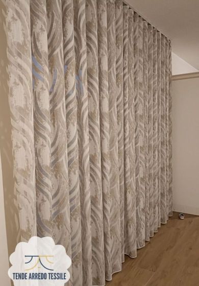 tenda a metro in bouclè effetto lino 4 Tenda a Metro in Devorè tortora