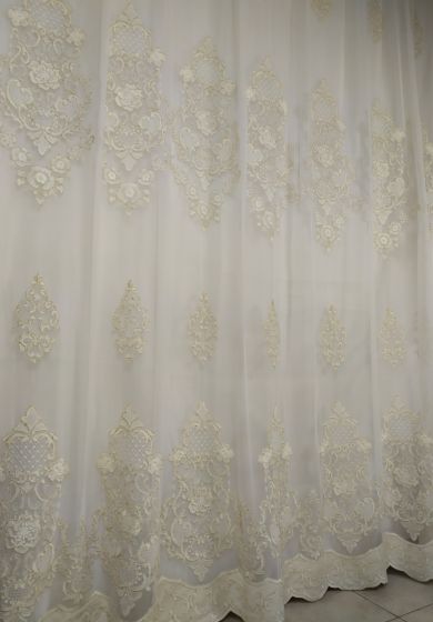 Tenda a Metro in Tulle con Base Orlata Altezza 3 Metri