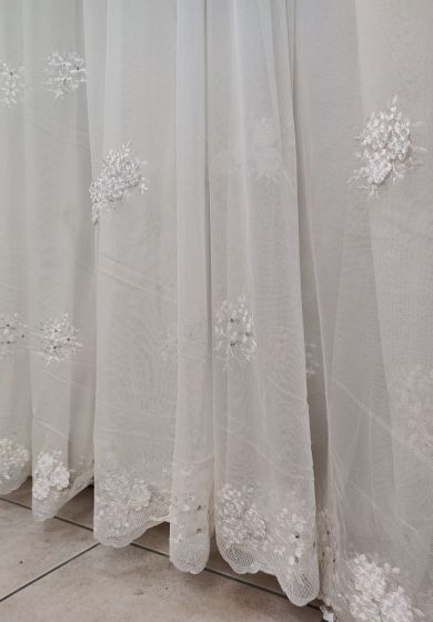 Tenda a Metro in Tulle con Base Orlata Altezza 3 Metri